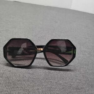 Tahari Hexagonal Oversized Sunglasses Black Gradient Lenses Women Fashion